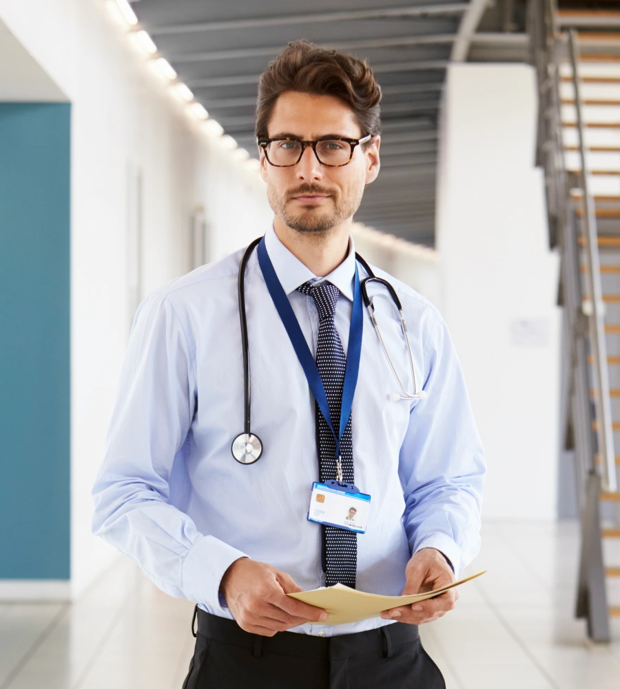 Dr. Daniel Richardson